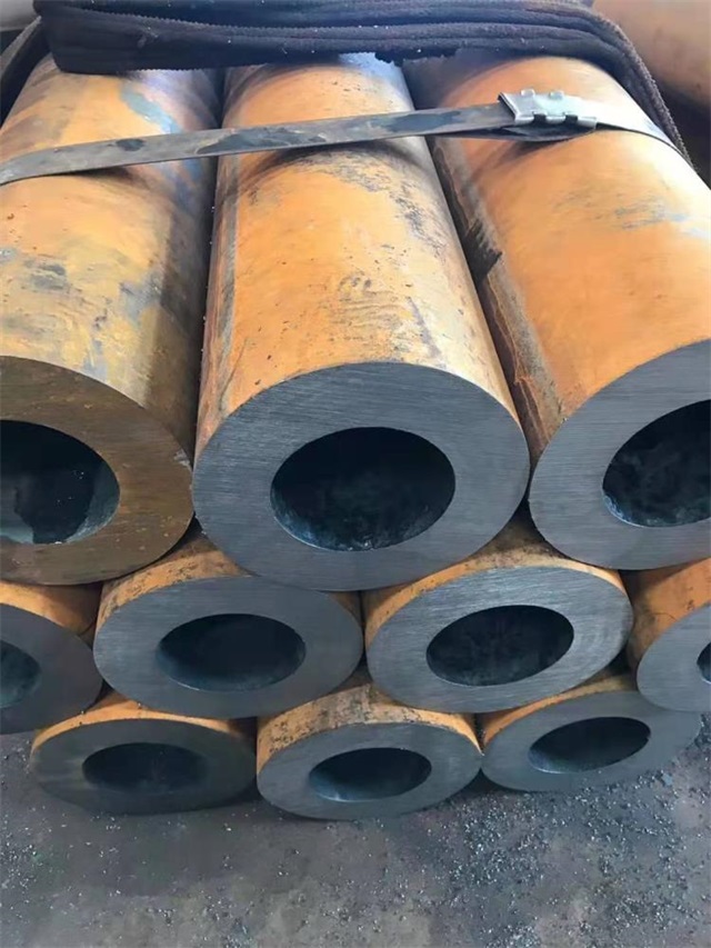 新余20号厚壁无缝钢管