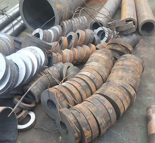 新余厚壁合金无缝管切割